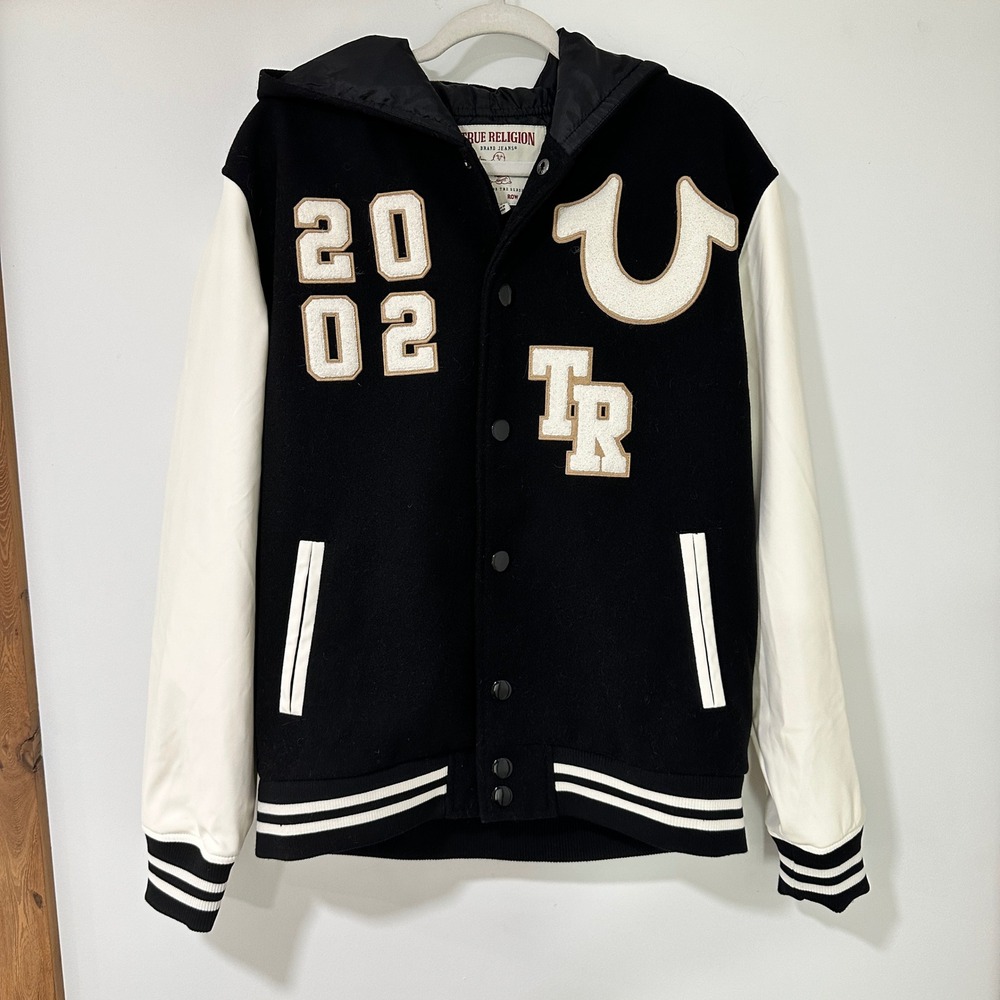 True Religion Mens Varsity Jacket 2002 Poly Blend Hooded Letterman Medium Black‎